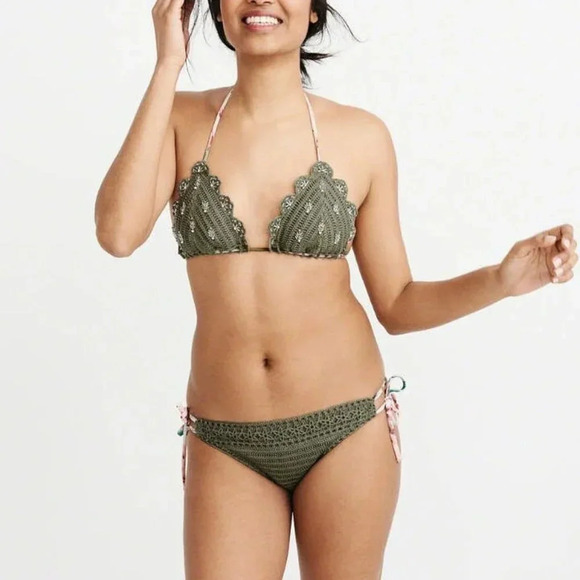 Abercrombie & Fitch Other - NWT Abercrombie Crochet Knit Embellished Bikini S
